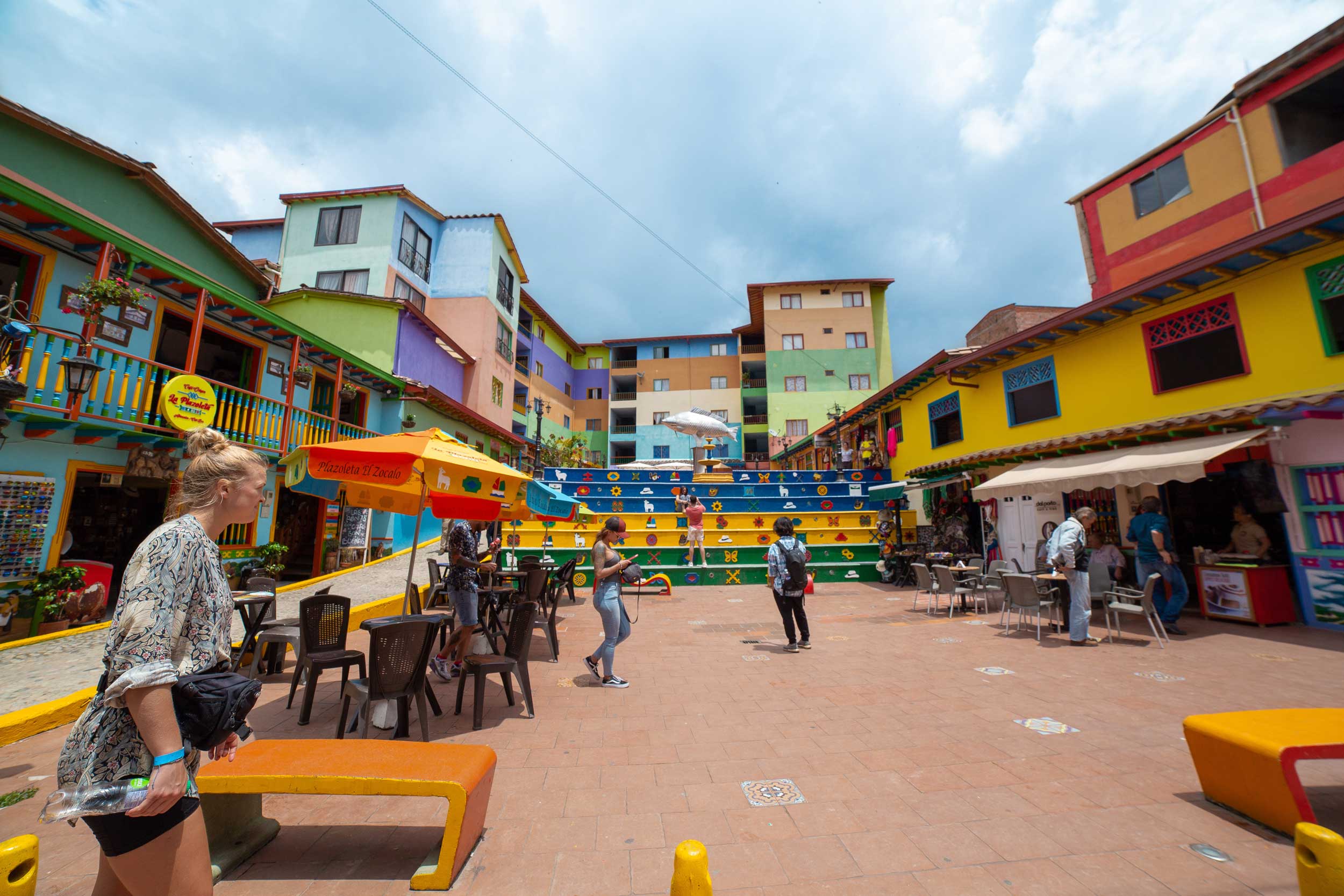 Colombeready Pueblos Pintorescos Banner